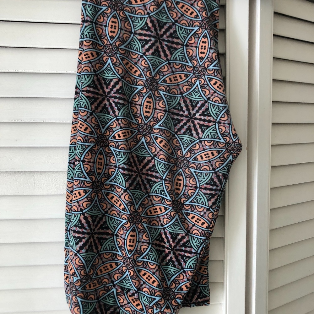 Lularoe Leggins OS